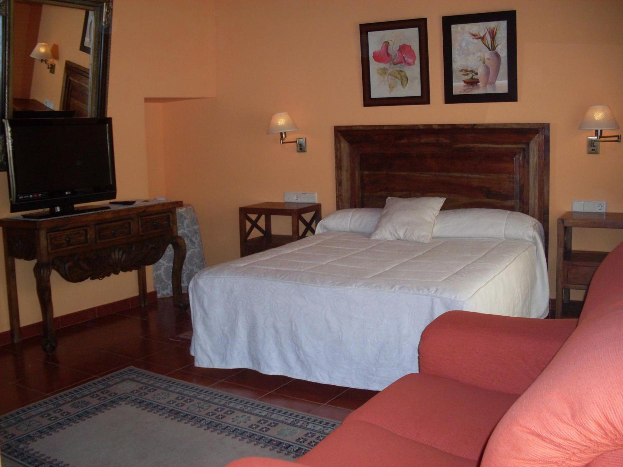 Hotel Casa Rural San Anton ชินชอน ภายนอก รูปภาพ